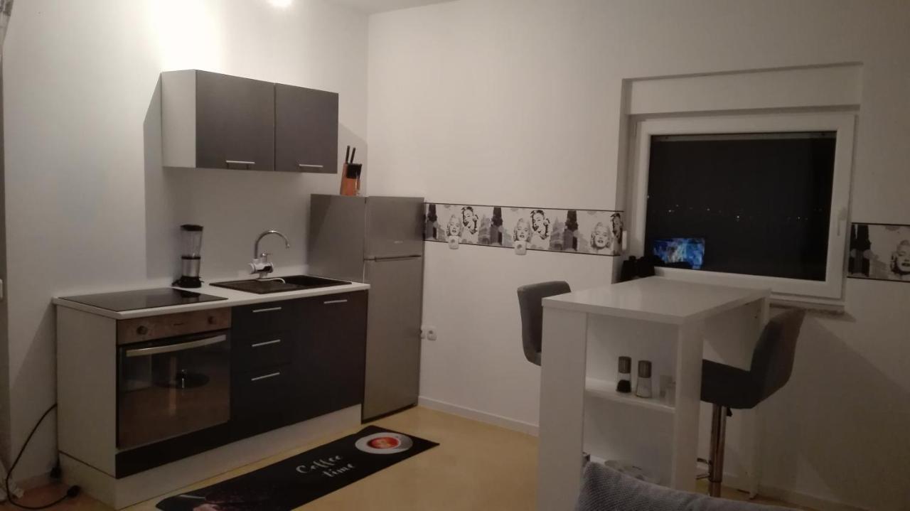 Gabi Appartement Pag Town Buitenkant foto